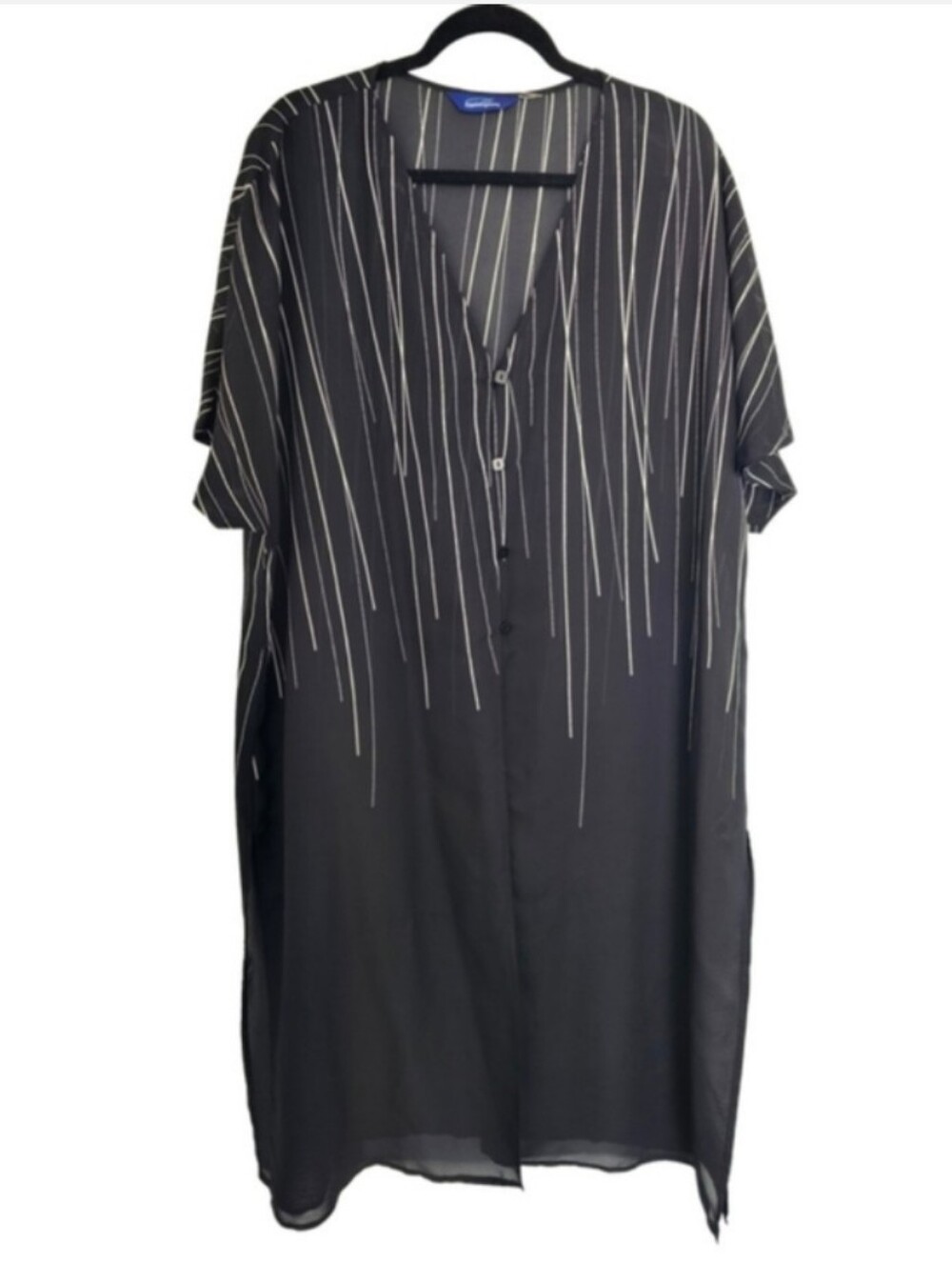 Black and White Tunic Top